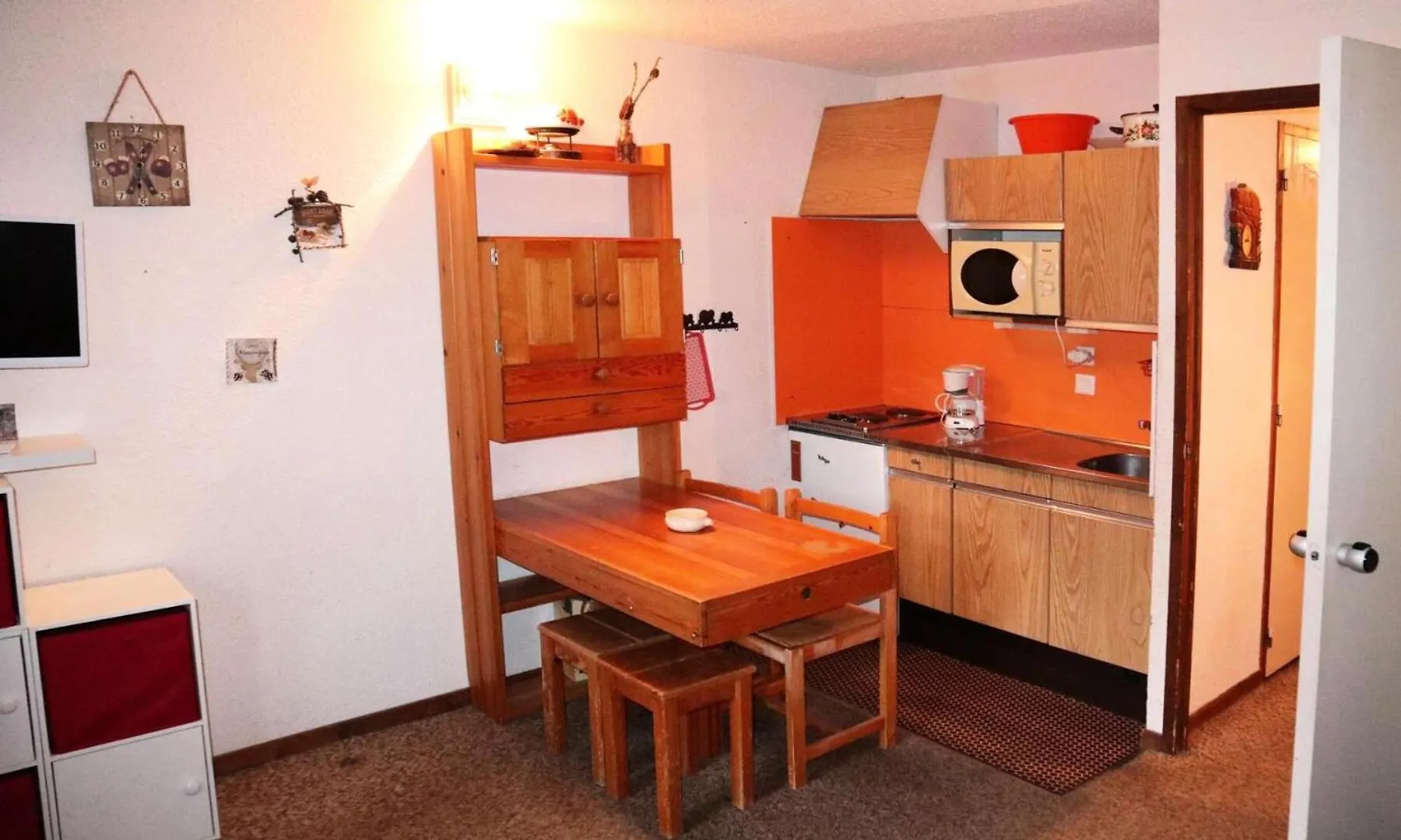 Residence Le Pouzenc - Studio Calme Pieds De Pistes Mae-3911 Les Orres 0*,  France